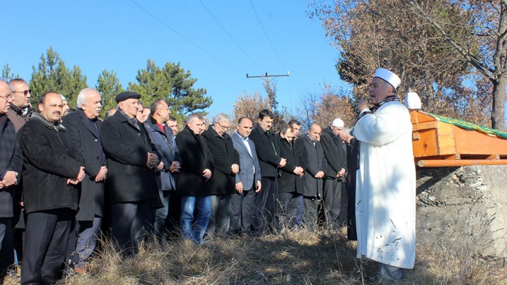 Metin Çelik, babasının acısını yaşadı