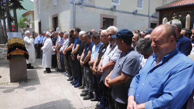 Metin Dabancacıoğlu Defnedildi