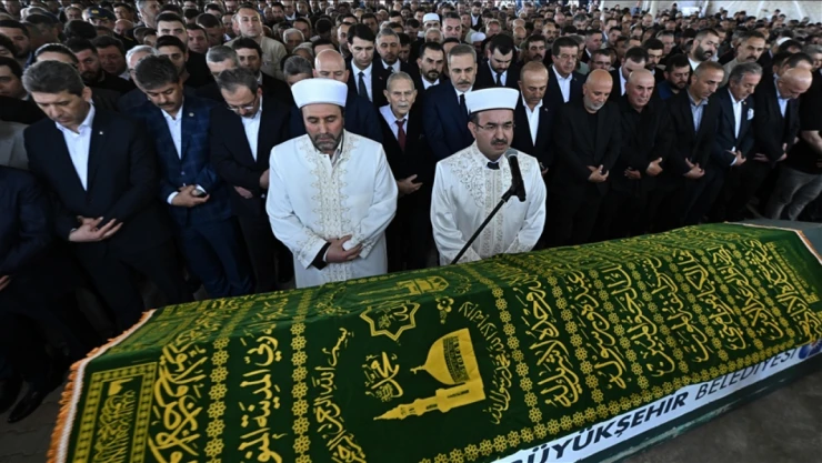 Mevlüt Çavuşoğlu'nun Babası İçin Cenaze Töreni Düzenlendi