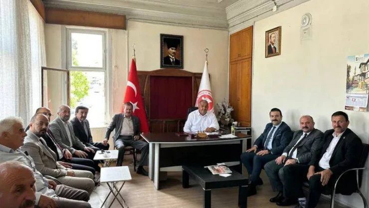 MHP'den Bayram Ziyareti