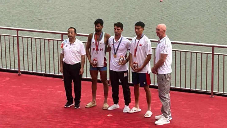 Milli kürekçilerden 2 madalya