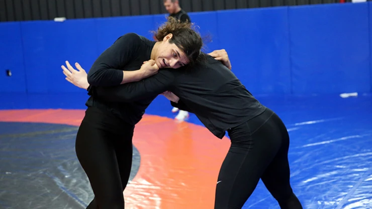 Milli Sporcu Baş, Altın Madalyanın Peşinde