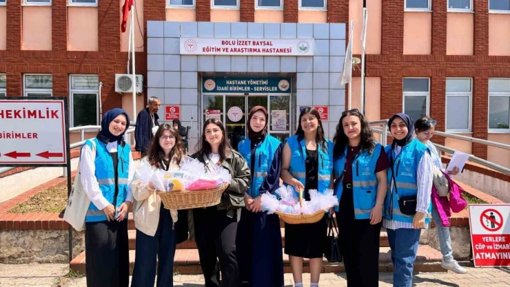Minik Hastalara Moral Oldular
