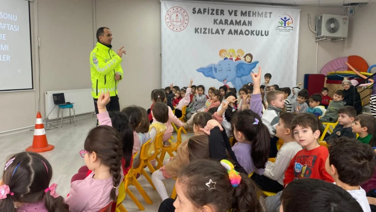 Minikler İçin Trafik Eğitimleri Devam Ediyor