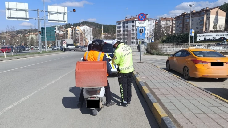 Motosiklet Sürücüleri Denetlendi