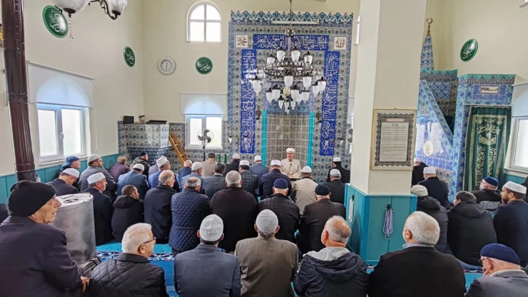 Müftü Yardımcısı Selim Demir'in Annesi Dualarla Defnedildi