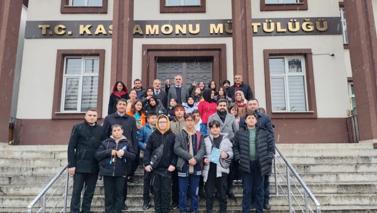 Müftülükten Öğrencilere Sinema Etkinliği