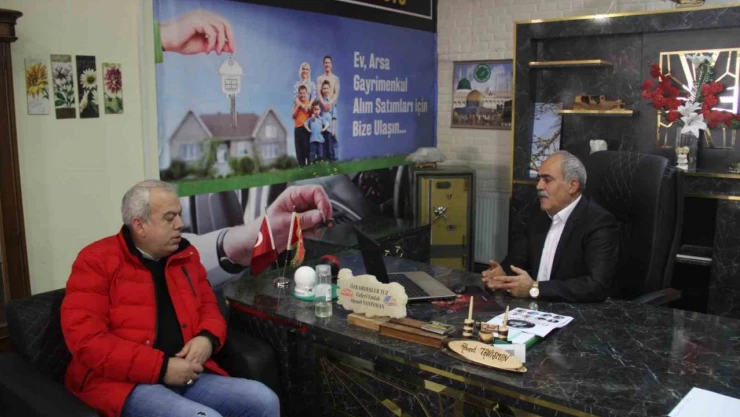 Muhtar Seçilirse 5 Yıllık Maaşını İhtiyaç Sahibi Vatandaşlar İçin Bağışlayacak