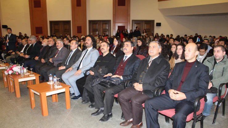 Müşavir Dok, Türk Dünyası'ndaki Kadını anlattı