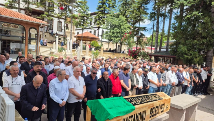 Müzeyyen Tığlıgil Defnedildi