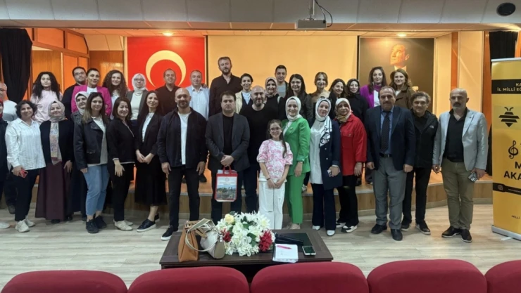 Müzik Akademisi'nde 'Müziğin Kültürel ve Toplumsal Temelleri' Konusu Ele Alındı