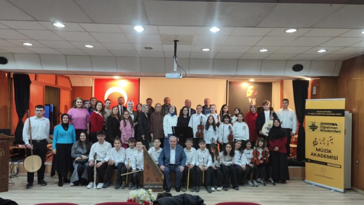 Müzik Akademisi 'Seyr-i Musiki' ile Devam Ediyor
