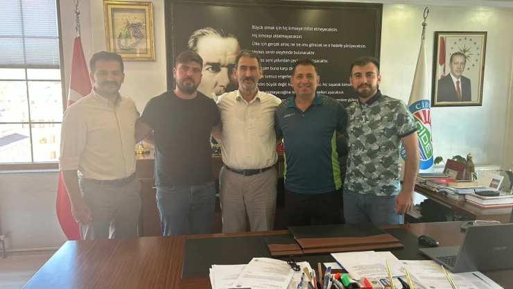 Namağlup Boksörden Başkan Demir'e Ziyaret