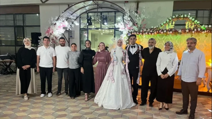 Nihan İle Hasan Dünya Evine Girdi