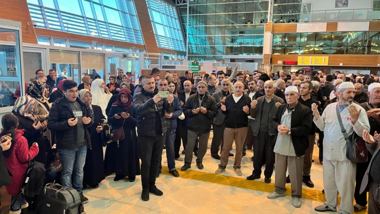 Nihat Uzun Umre'ye Gitti