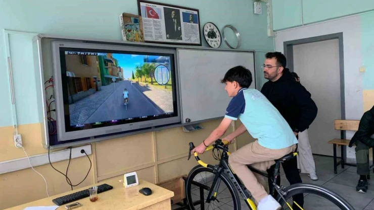 Sanal Ortamda Pedal Çevirdiler