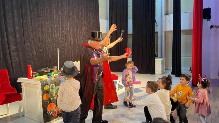 Öğrenciler eğlenceye doydu