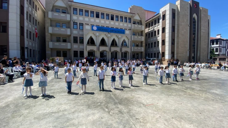 Öğrenciler Eğlenerek Öğreniyor