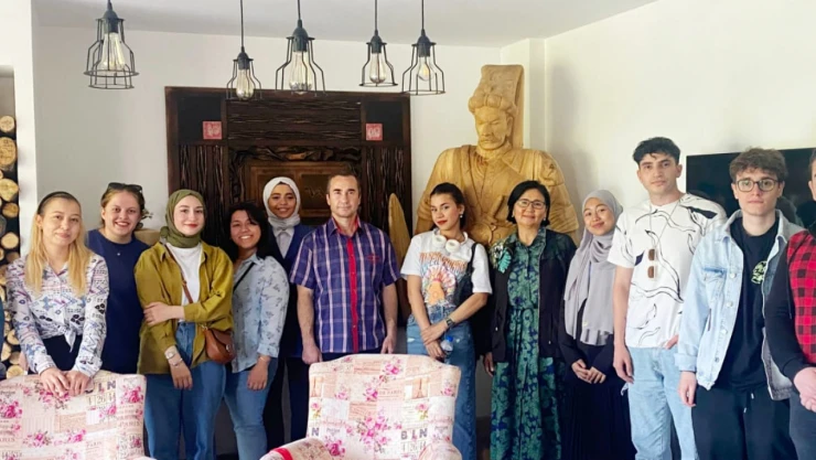 Öğrenciler Gezilerini Sürdürdü