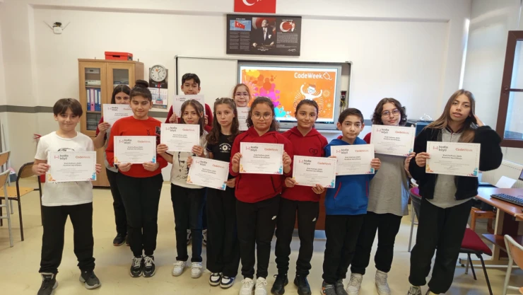 Öğrenciler Kodlama Dünyasıyla Buluştu
