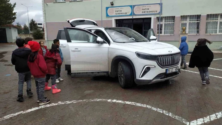 Öğrenciler Yerli Malın Önemini Togg İle Öğrendi