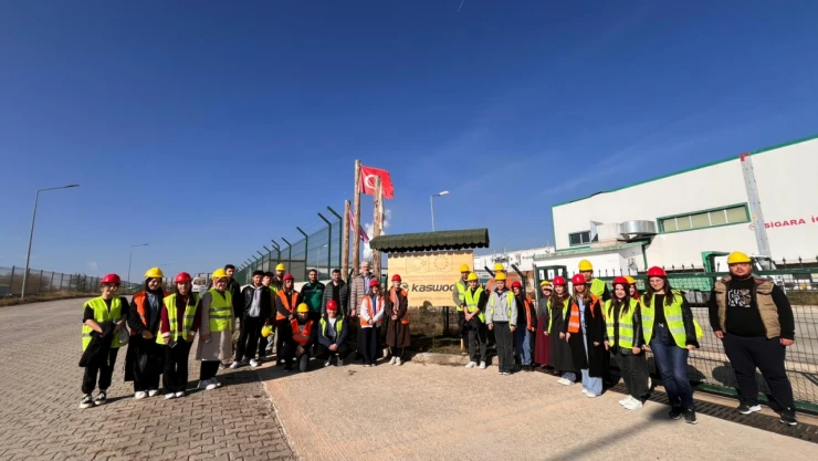 Öğrencilerden Kaswood Firmasına Ziyaret