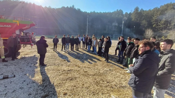 Öğrencilerle Yangın Tatbikatı Yapıldı