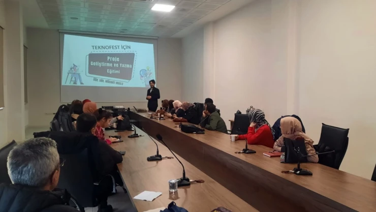 Öğretmenlere Yönelik TEKNOFEST Proje Yazma Eğitimi