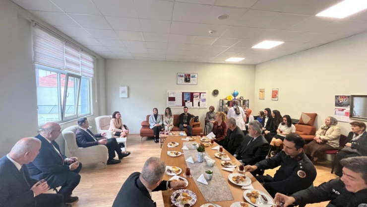 Öğretmenleri İçin Vefa Buluşması Gerçekleştirildi