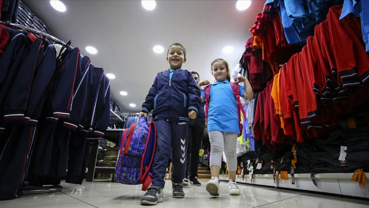 Okul Alışverişi Giyim Sektörünü Hareketlendirdi