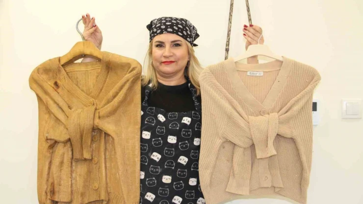 Kıyafetleri Ahşaba Dönüştürüyor