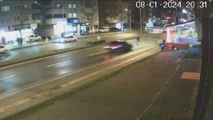 Kaza Güvenlik Kamerasına Yansıdı