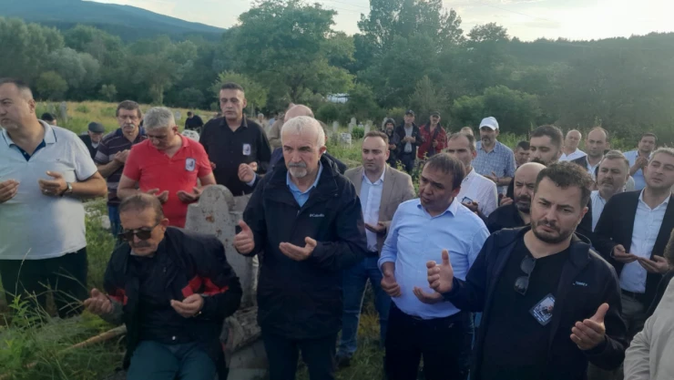 Ömer Faruk Livan Vefat Etti