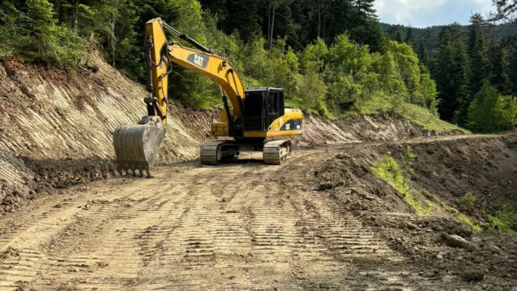 Orman Yollarında Onarım Devam Ediyor