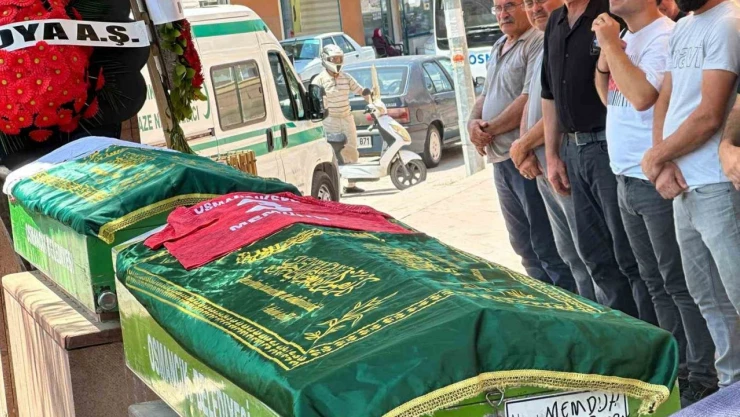 Osmancıkspor'un Eski Kaptanı Gözyaşlarıyla Son Yolculuğuna Uğurlandı