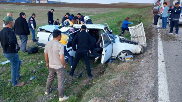 Otomobil Takla Attı: 4 Yaralı