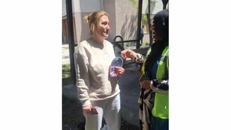 Para Dolu Cüzdanı Sahibine Teslim Etti