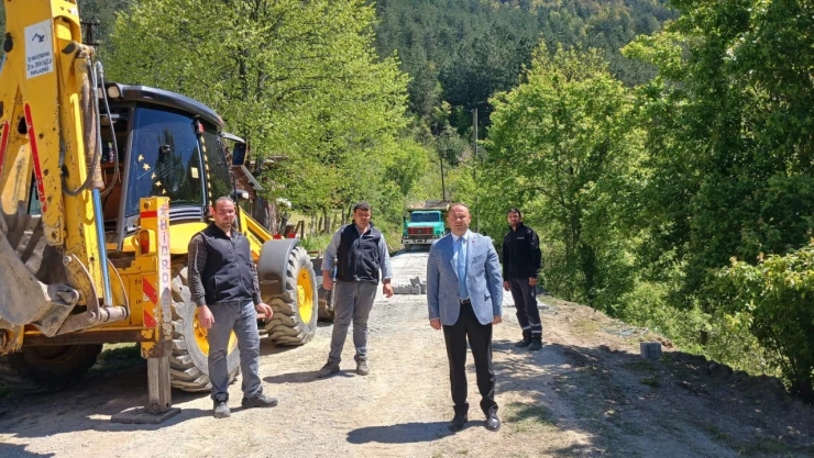 Parke Kaplama Çalışmalarına Başlandı