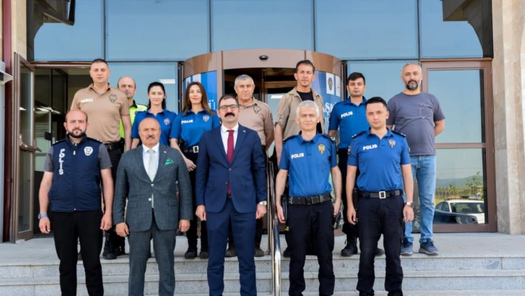 Personellerin Bayramını Kutladılar