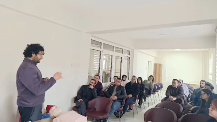 Pınarbaşı'nda CPR Eğitimi