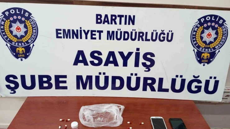 Uyuşturucu Kullanma Aparatını Kırarken Yakalandı