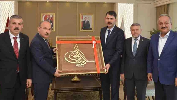 Protokolden, Bakan Murat Kurum'a ziyaret