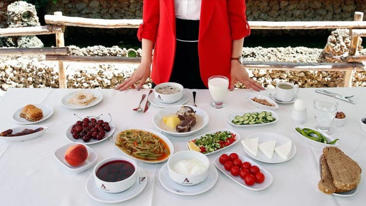 Ramazan'da Beslenmenin Sırlarını Açıkladı