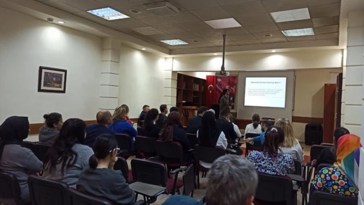 Rehabilitasyon Merkezi'nde Verem Bilgilendirmesi Yapıldı