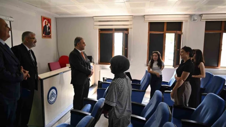 Rektör Karataş İncelemelerde Bulundu