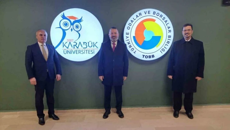 Rektör Kırışık, TOBB Teknik Bilimler MYO'da İncelemelerde Bulundu