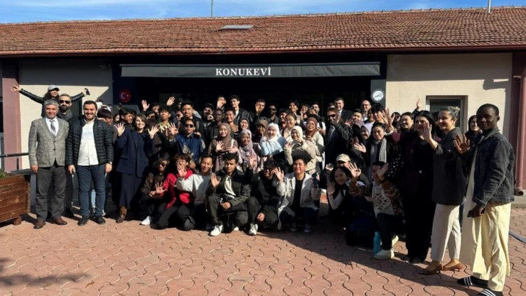 Rektör, TÖMER Öğrencileriyle Kahvaltıda Buluştu