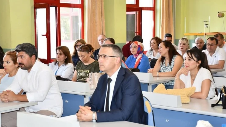 Safranbolu'da Öğretmenlerin Mesleki Çalışmaları Başladı