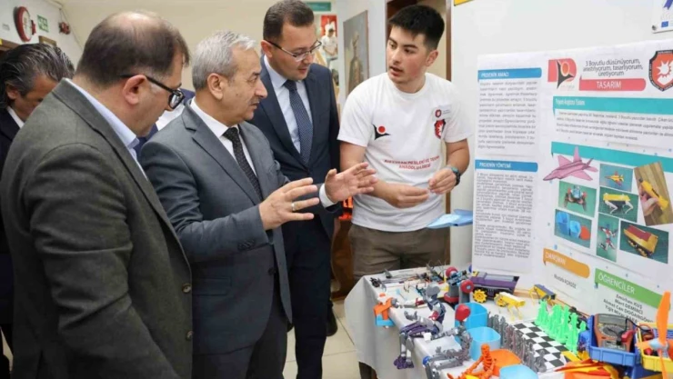 TÜBİTAK 4006 Bilim Fuarı Düzenlendi