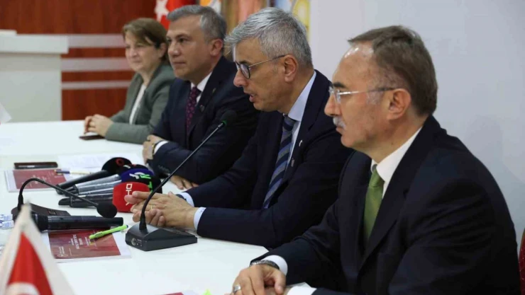 Sağlık Bakanı Memişoğlu: 'Gelişmiş Ülkelerin Hayal Bile Edemeyeceği Bazı Şeyleri Yaptık'